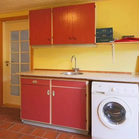 Hotel 5 Person In H Jby 4*