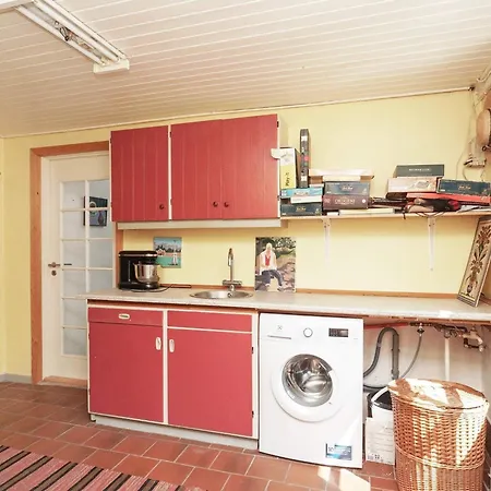 Hotel 5 Person In H Jby 4*